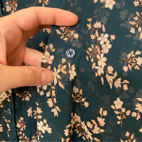 Peace and Pearl dark green micro floral semi sheer button up blouse top plus XXL - Picture 7 of 13